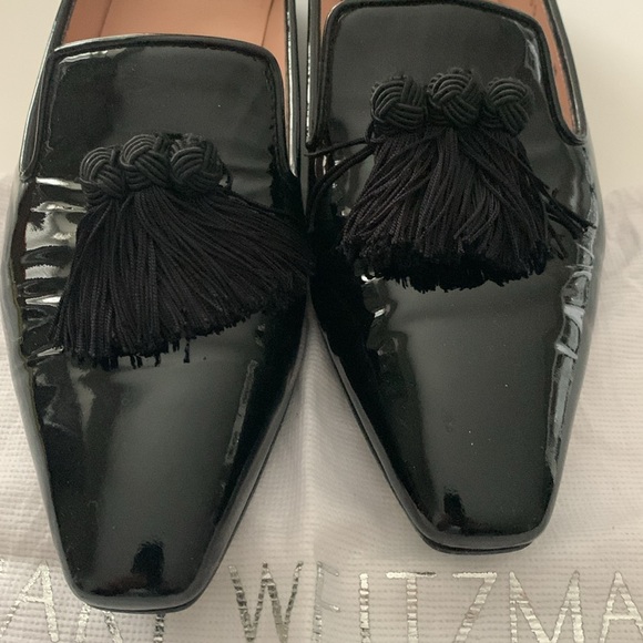 Ladies Stuart Weitzman black patent Ballet Flats - Picture 3 of 3